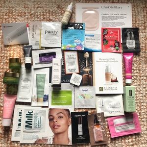 Ultimate Skincare Sampler Pack🧖‍♀️